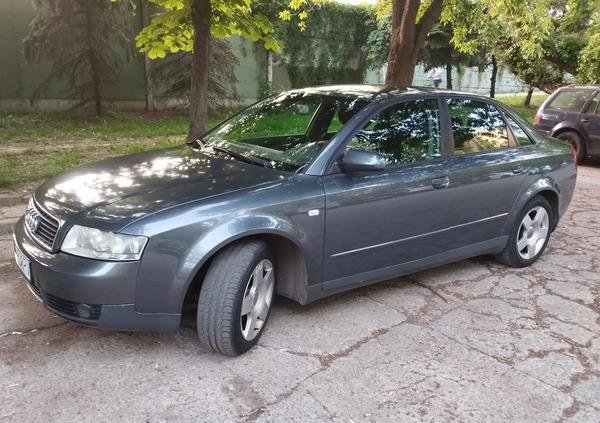 Audi A4 cena 7800 przebieg: 386000, rok produkcji 2004 z Kraków małe 211